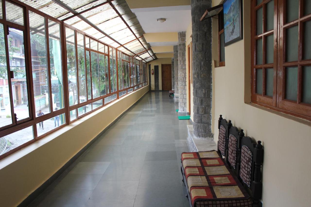 Pema Thang Hotel Kangra Luaran gambar