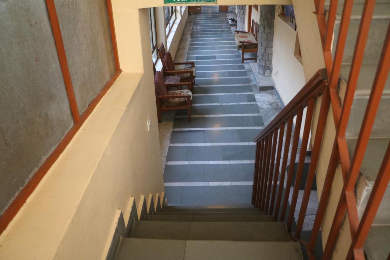 Pema Thang Hotel Kangra Luaran gambar