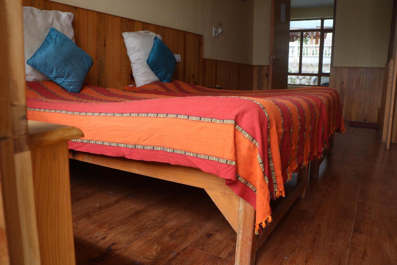 Pema Thang Hotel Kangra Luaran gambar